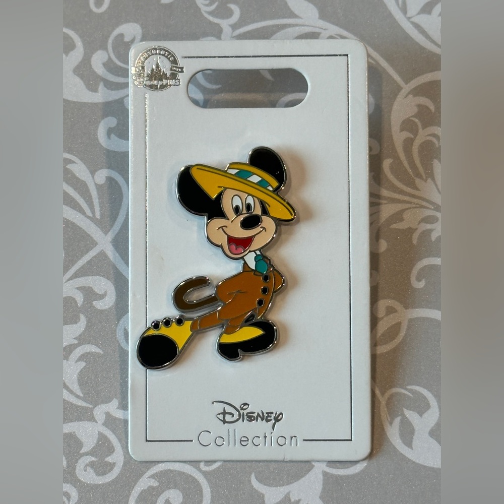 🎀 Disney Brand New Mickey Mouse collectible trading pin S 🎀